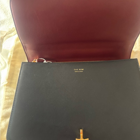 The Row Sofia 10 tote bag Black Shoulder Bag with Gold Accent - Picture 5 of 7